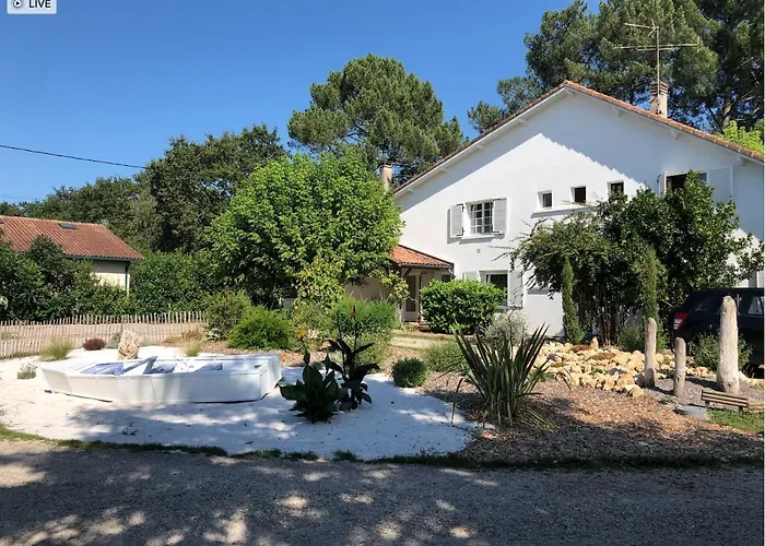 D'elisa 3* Saint-Morillon